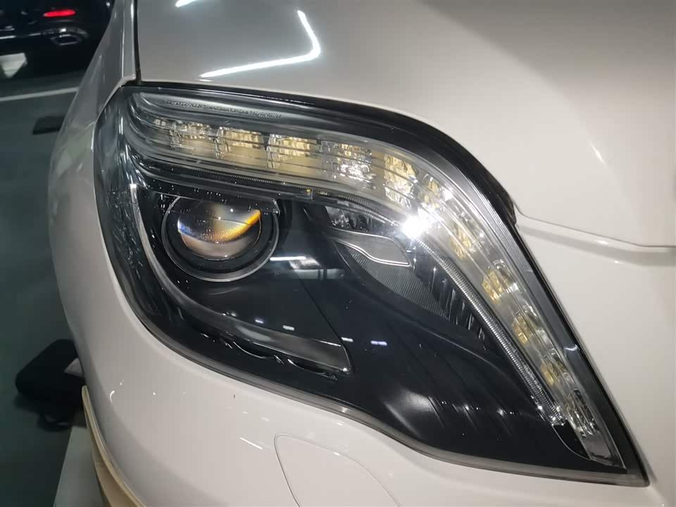 Mercedes-Benz GLK class