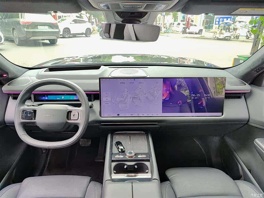 Lynk & Co 02, 2025 10