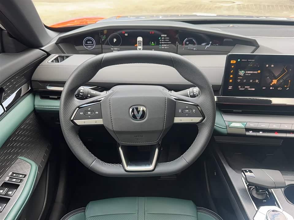 Changan UNI-V Smart iDD