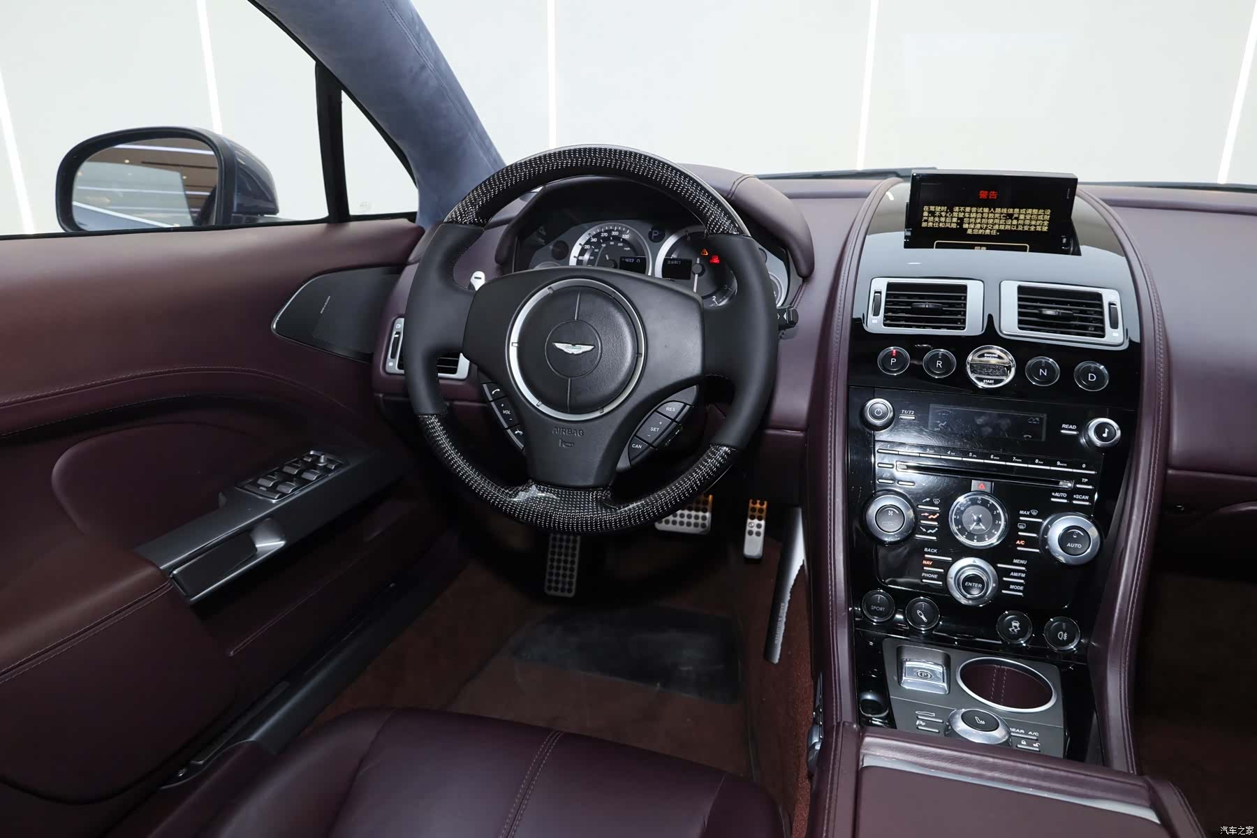 Aston Martin Rapide, 2013 16