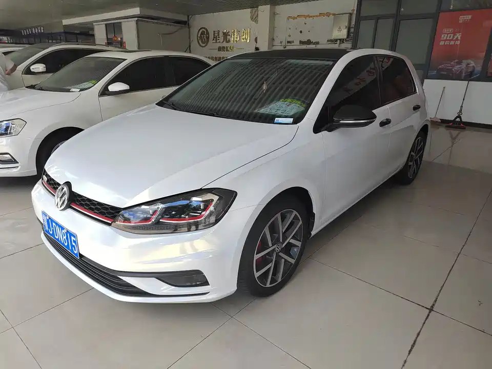 Volkswagen golf