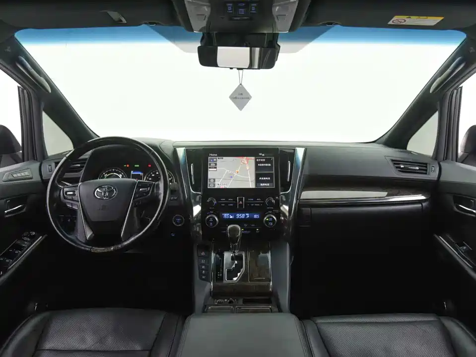 Toyota Elfa