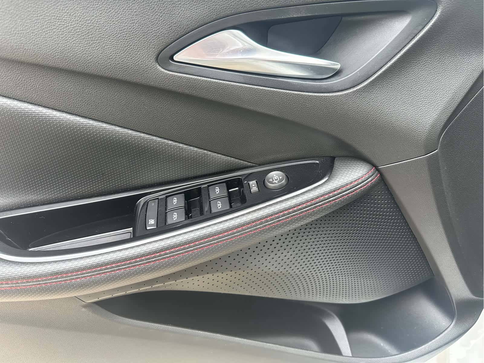 Buick Verano, 2022 12