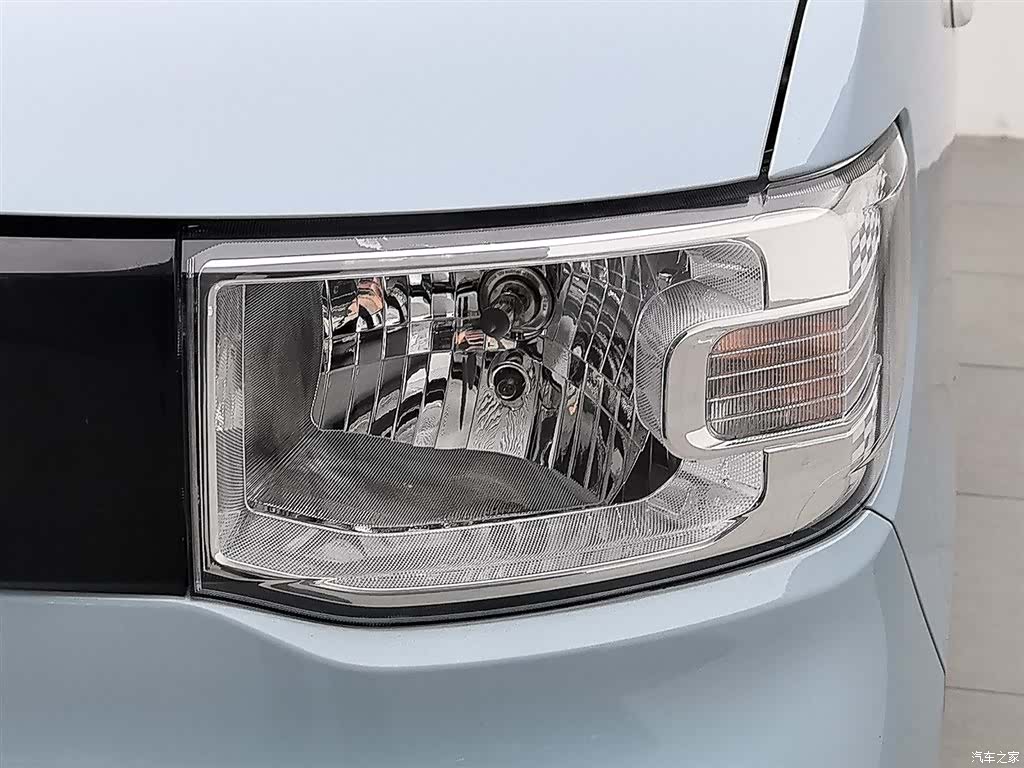 Wuling MINIEV, 2023 7