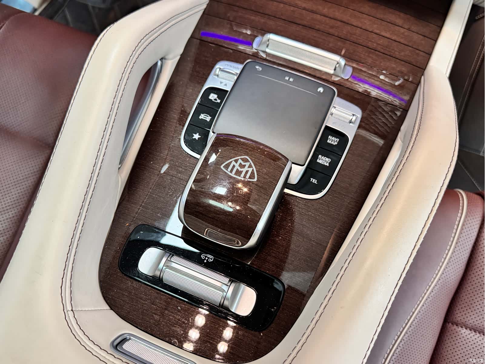 Maybach GLS, 2023 17