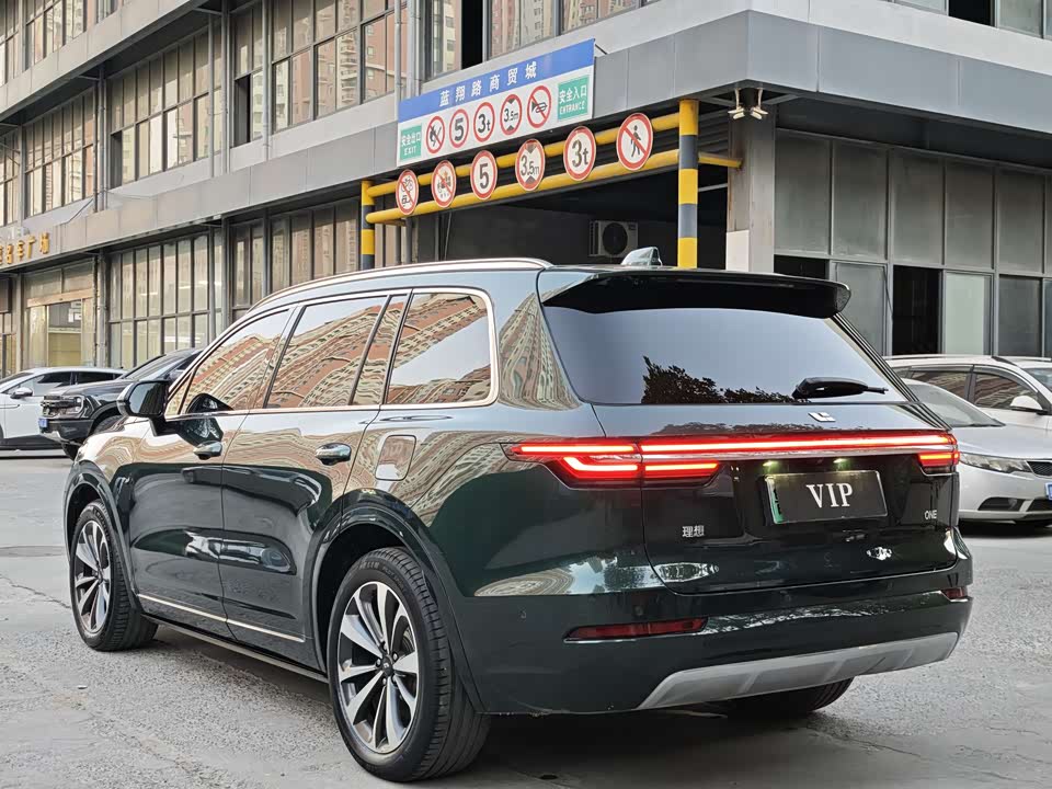 Li Auto Ideal ONE