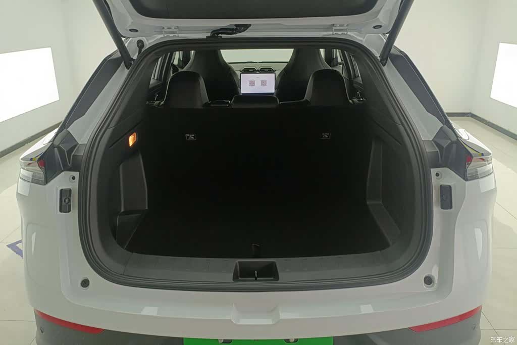 DongFeng L7, 2026 4