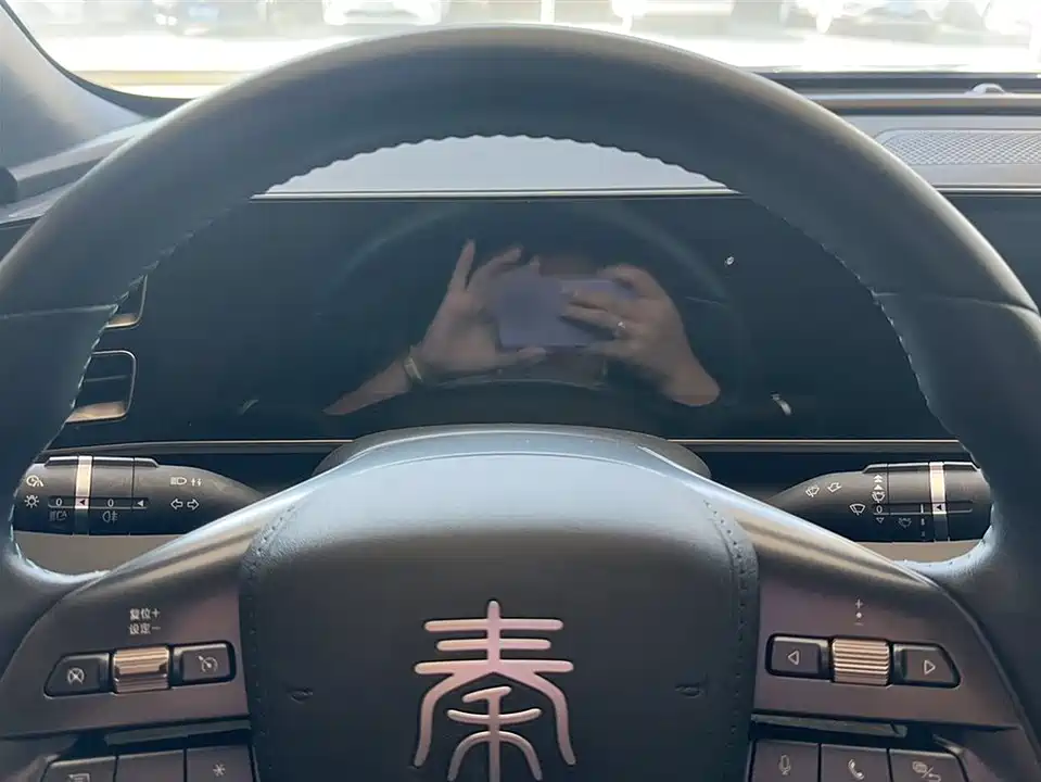 BYD Qin L