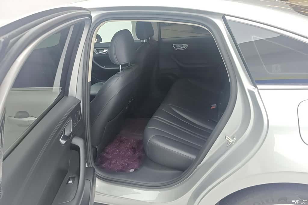Roewe D7, 2024 11