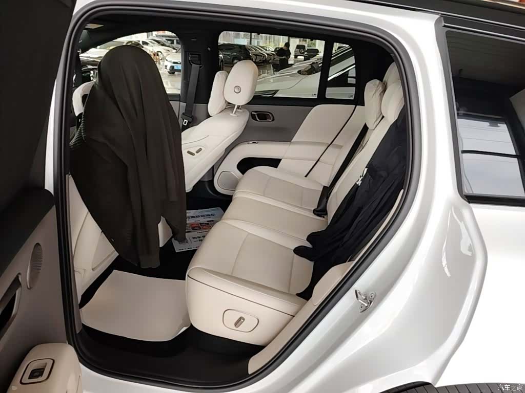 Li Auto i6, 2025 17