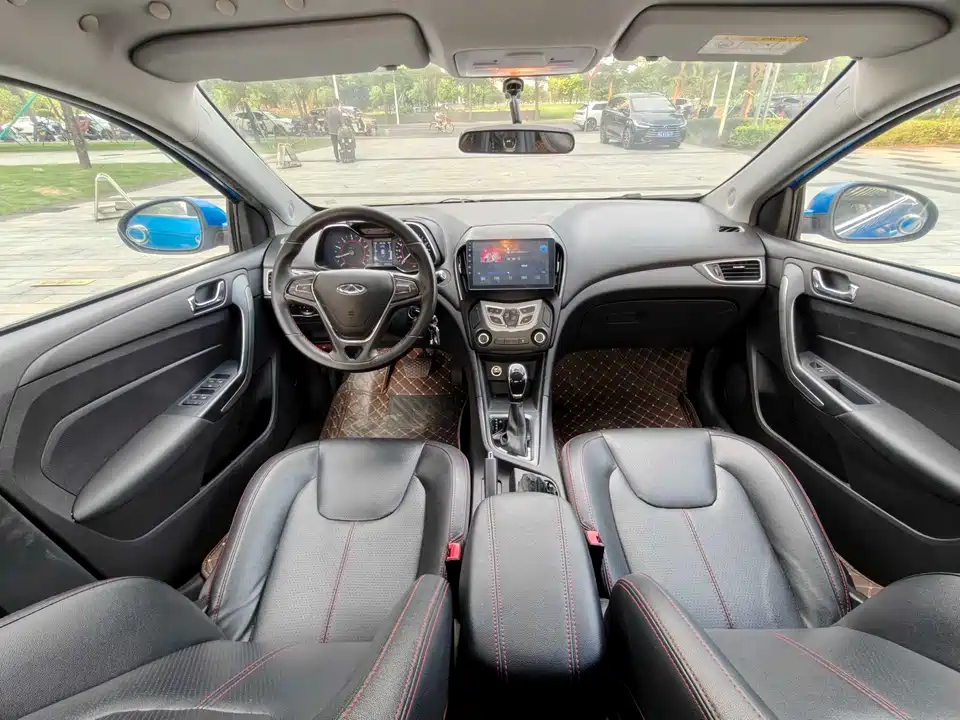 Chery Arrizo 5