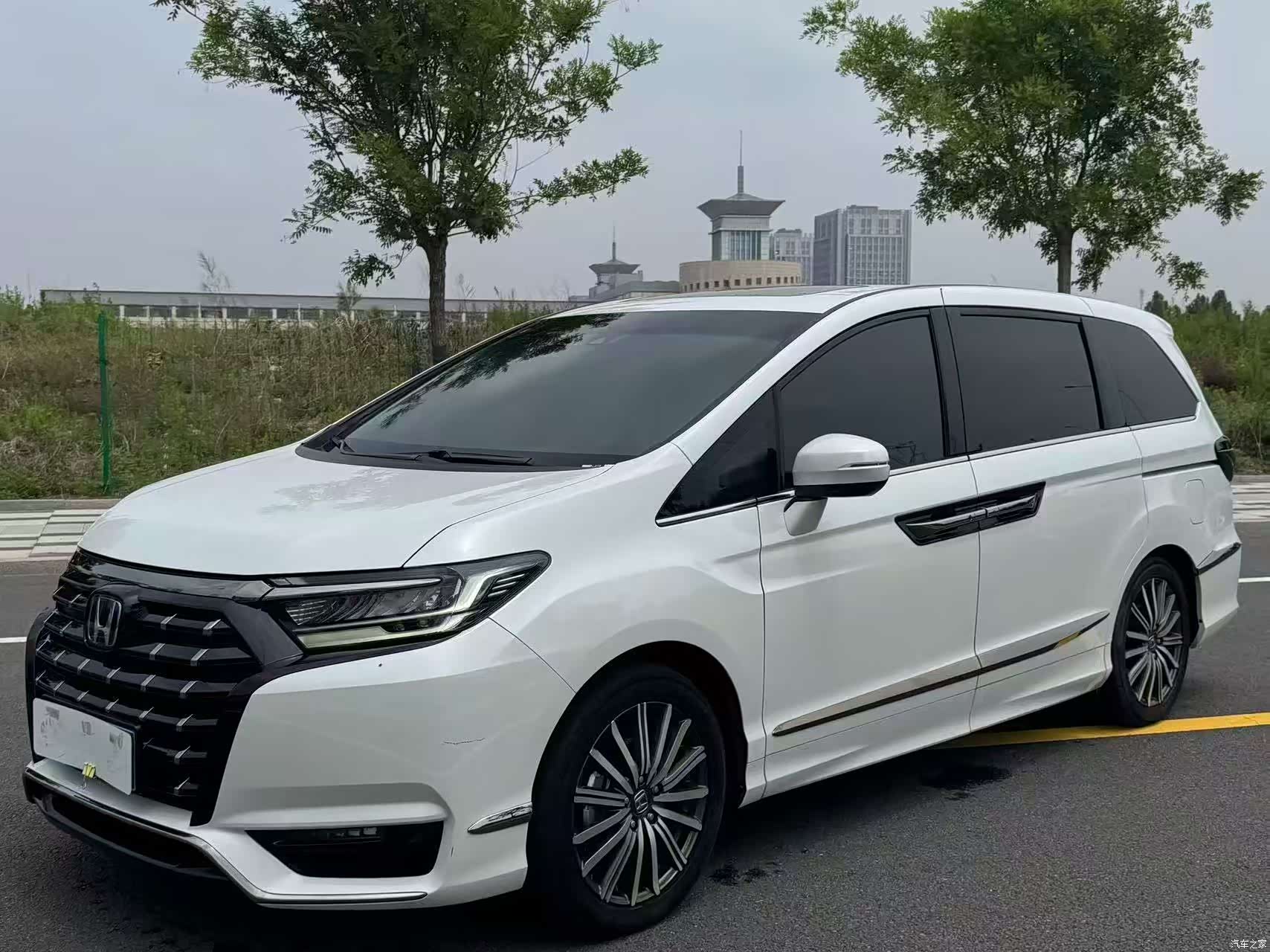 Honda Elysion, 2022 1