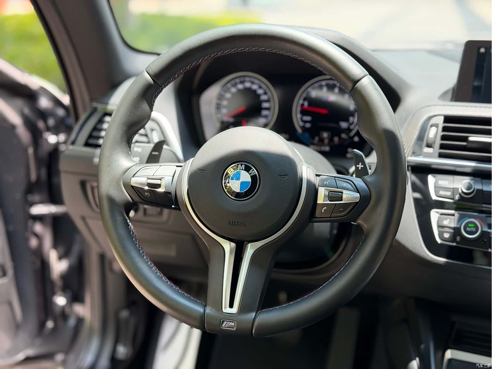 BMW M2, 2018 15