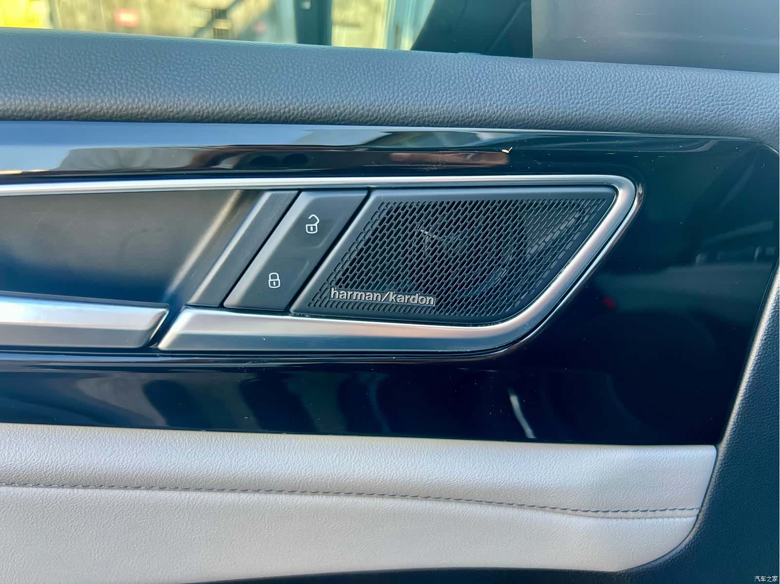 Volkswagen Teramont, 2023 11