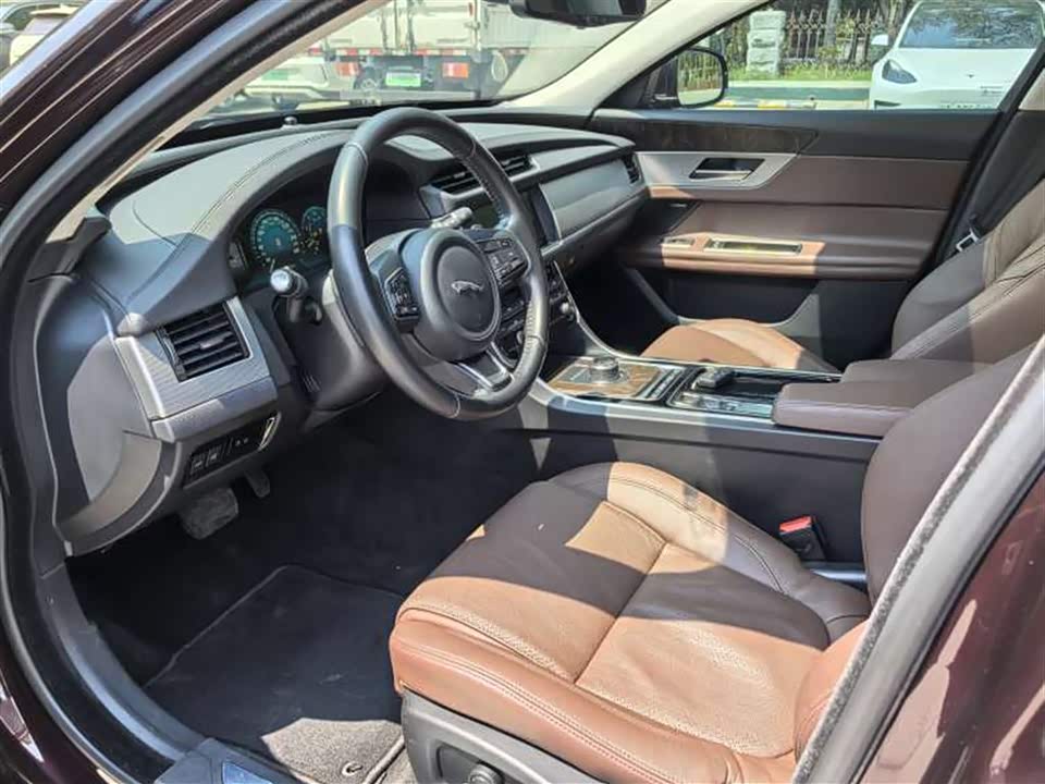 Jaguar XFL Jaguar XFL
