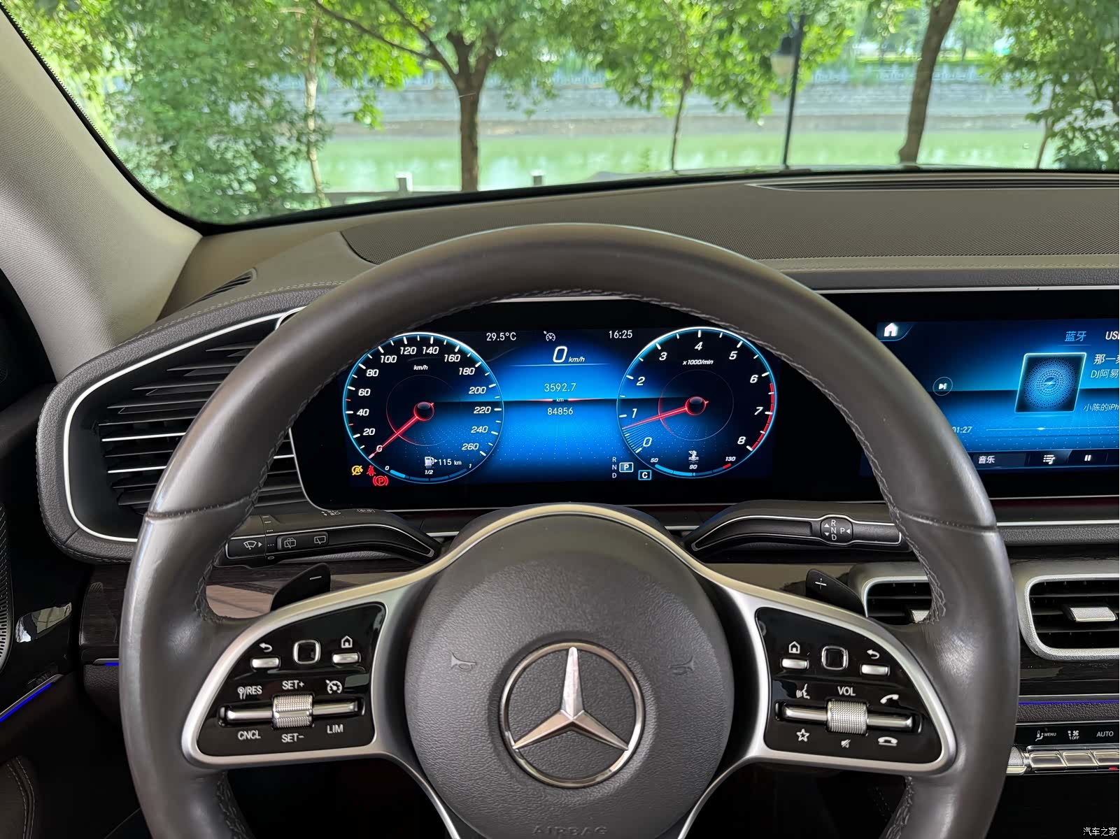 Mercedes-Benz GLE, 2020 19