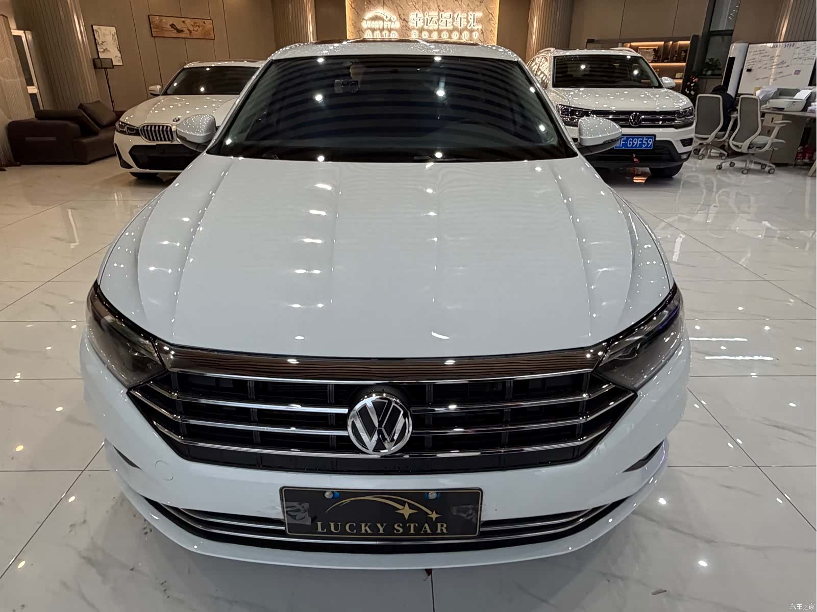 Volkswagen Sagitar, 2021 2