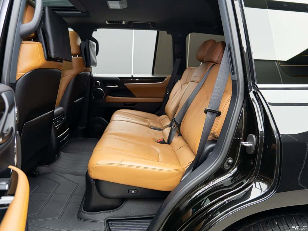 Lexus LX, 2022 12