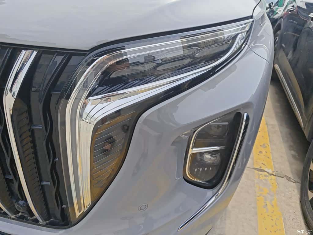 Hongqi HS7, 2024 24