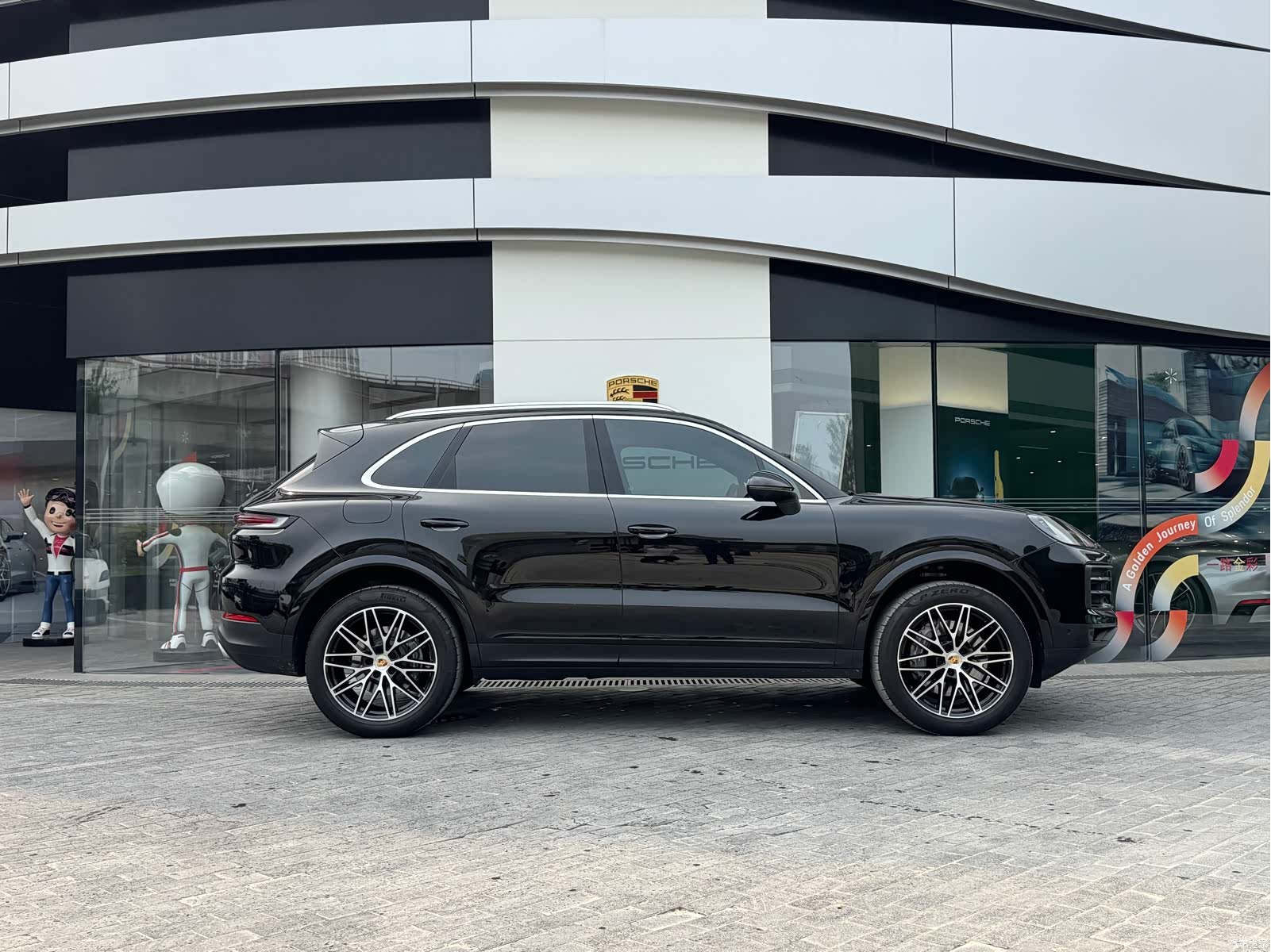 Porsche Cayenne, 2024 все фото