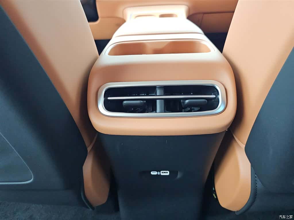Leapmotor C10, 2025 14