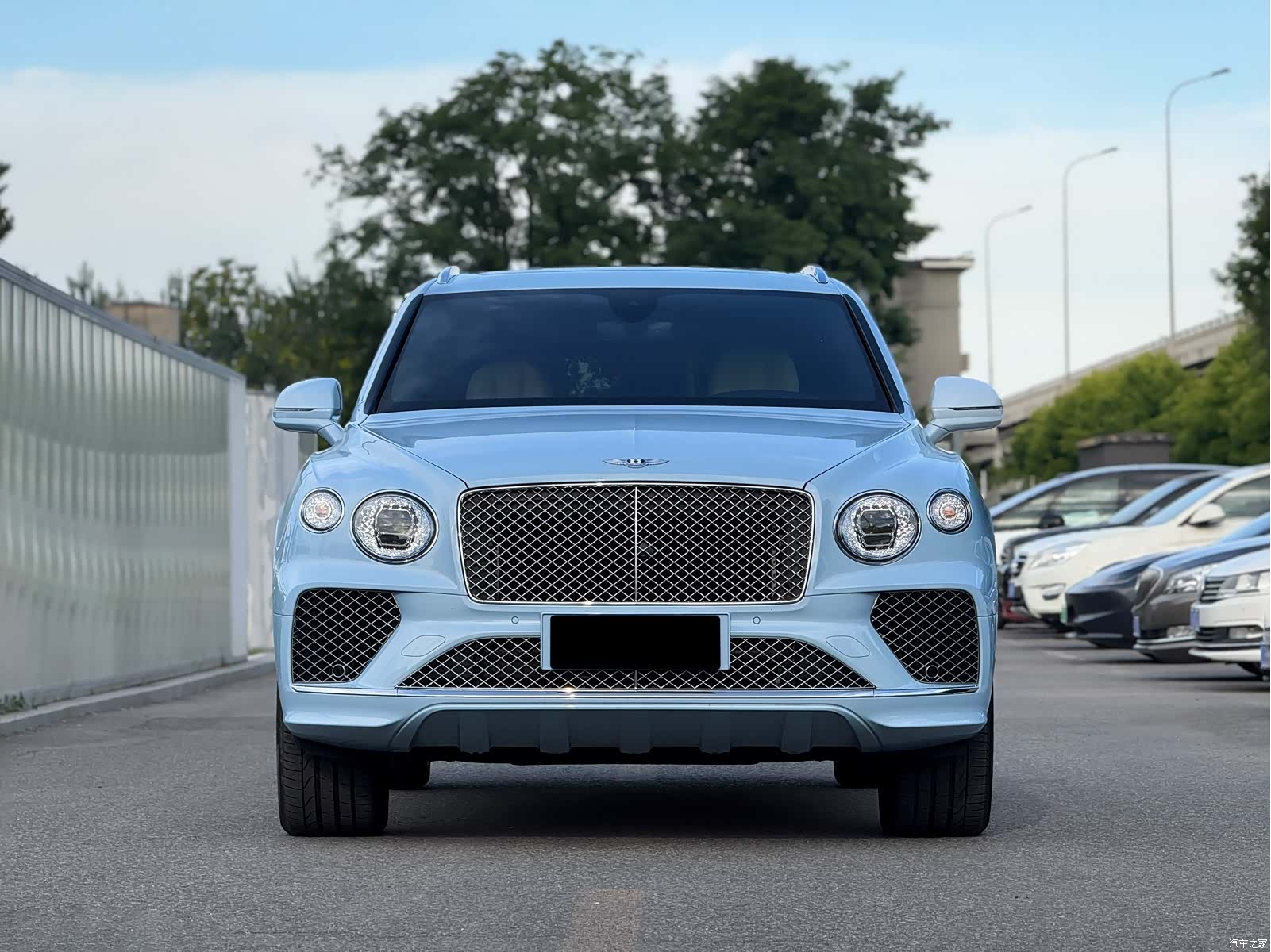 Bentley Bentayga, 2021 2