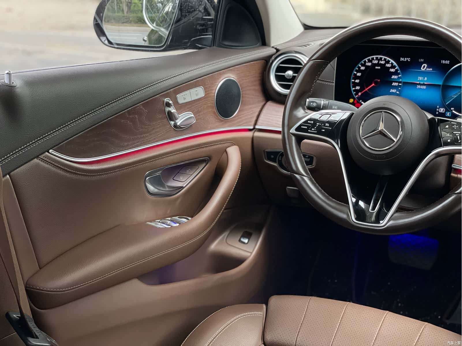Mercedes-Benz E-Class, 2022 20