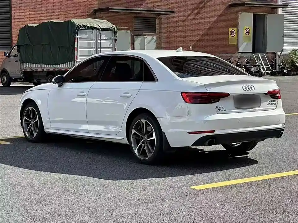 Audi A4L