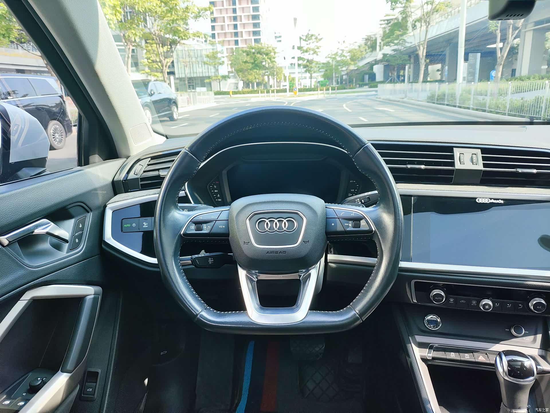 Audi Q3, 2021 12