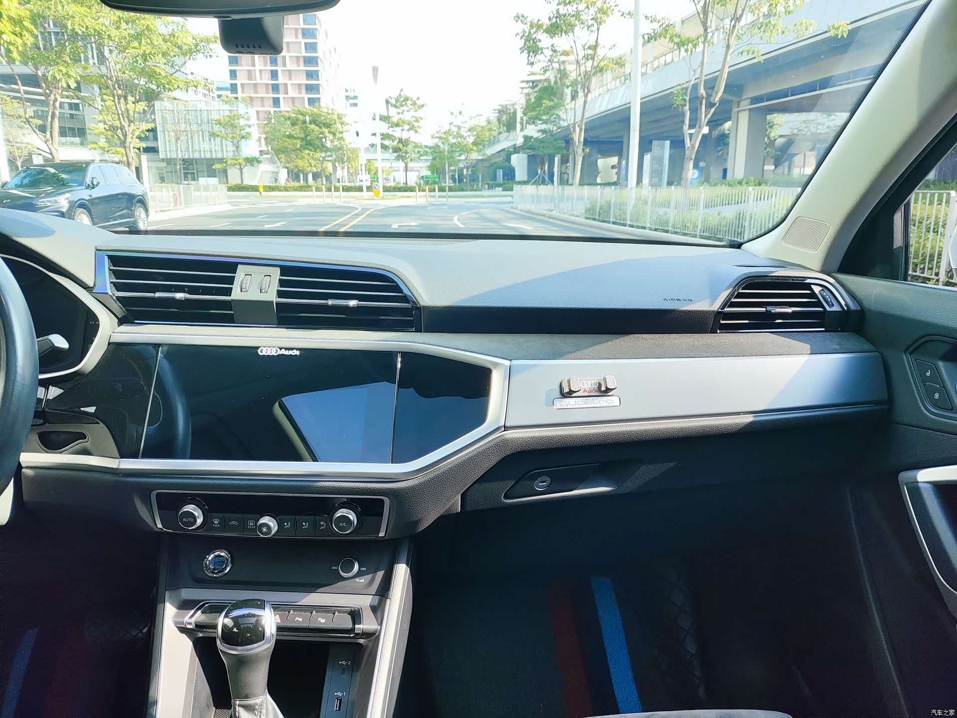 Audi Q3, 2021 13
