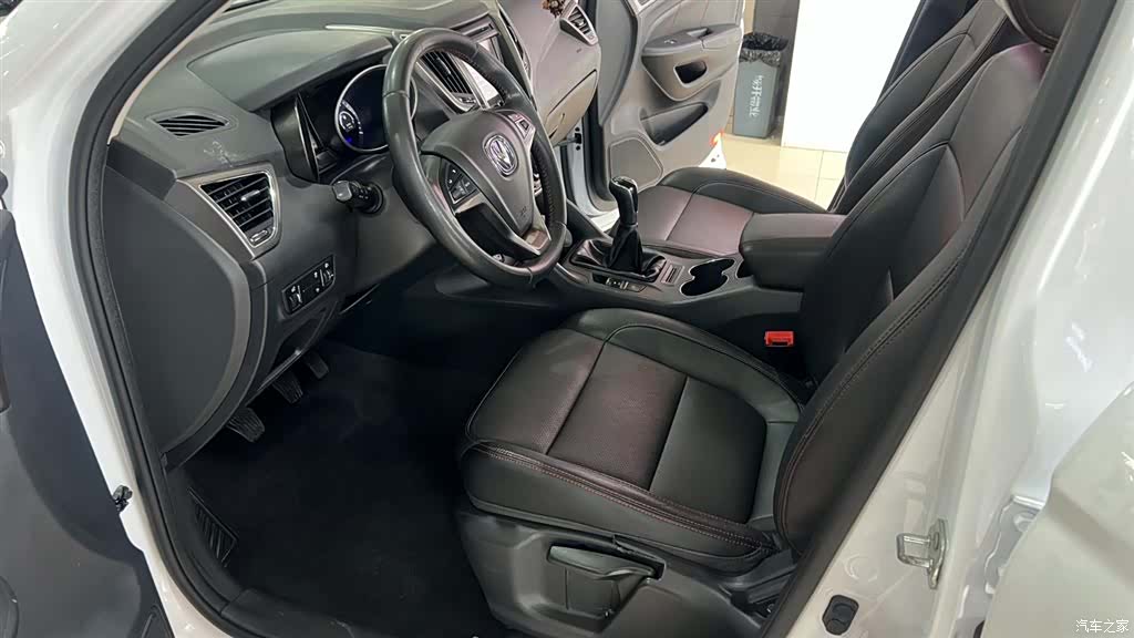 Changan CS75, 2016 13