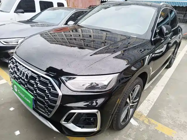 Audi Q5L 2022 — купить из Китая под заказ