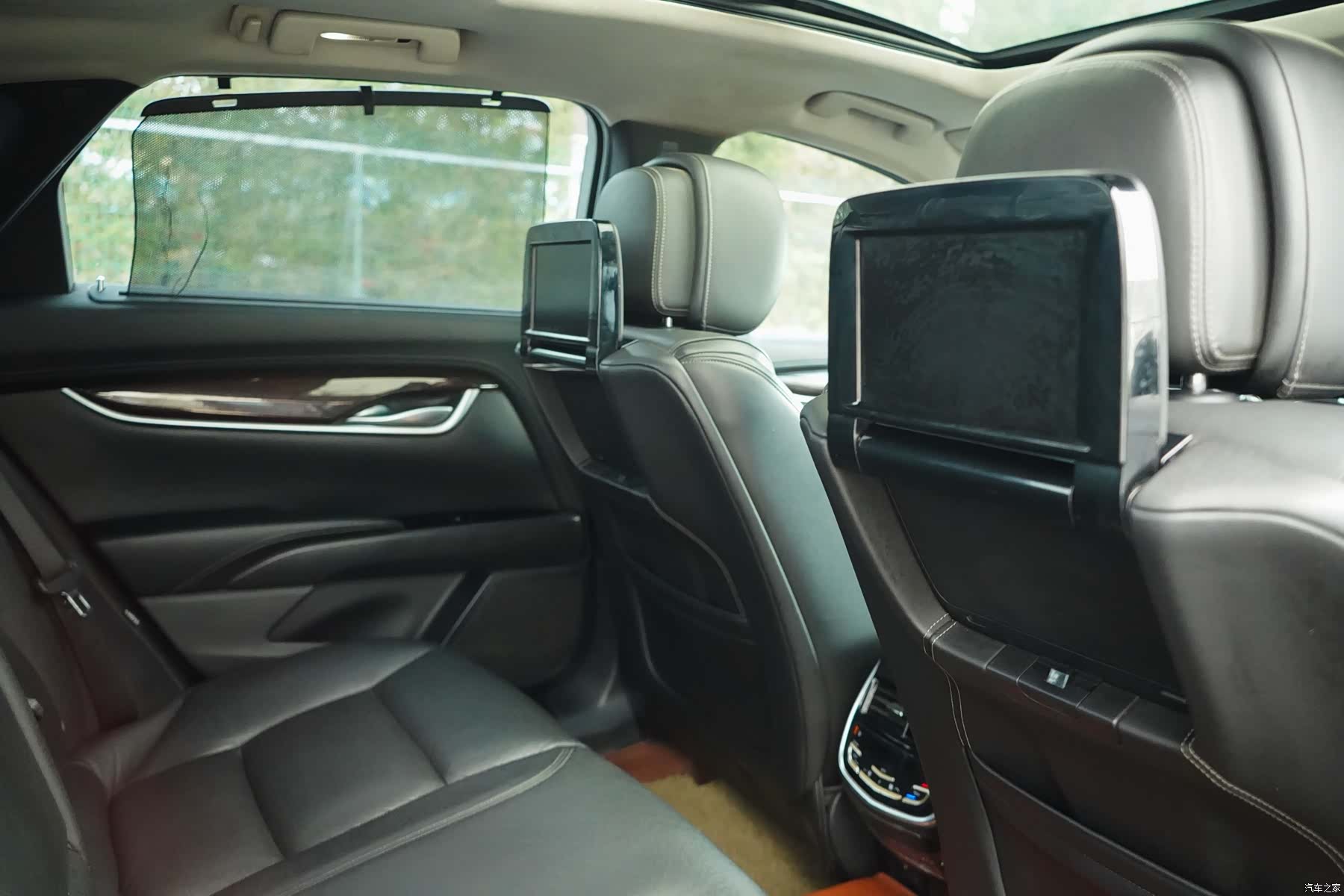 Cadillac XTS, 2013 23