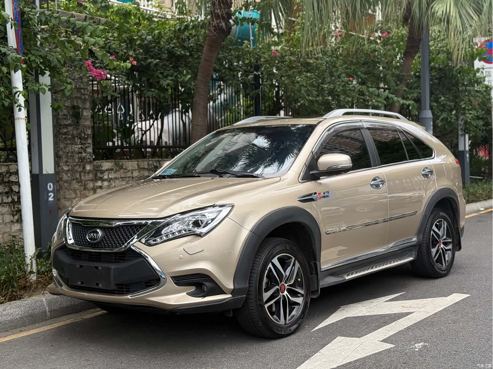 BYD Tang, 2016 1