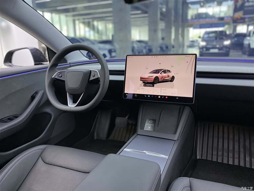 Tesla Model 3, 2025 12