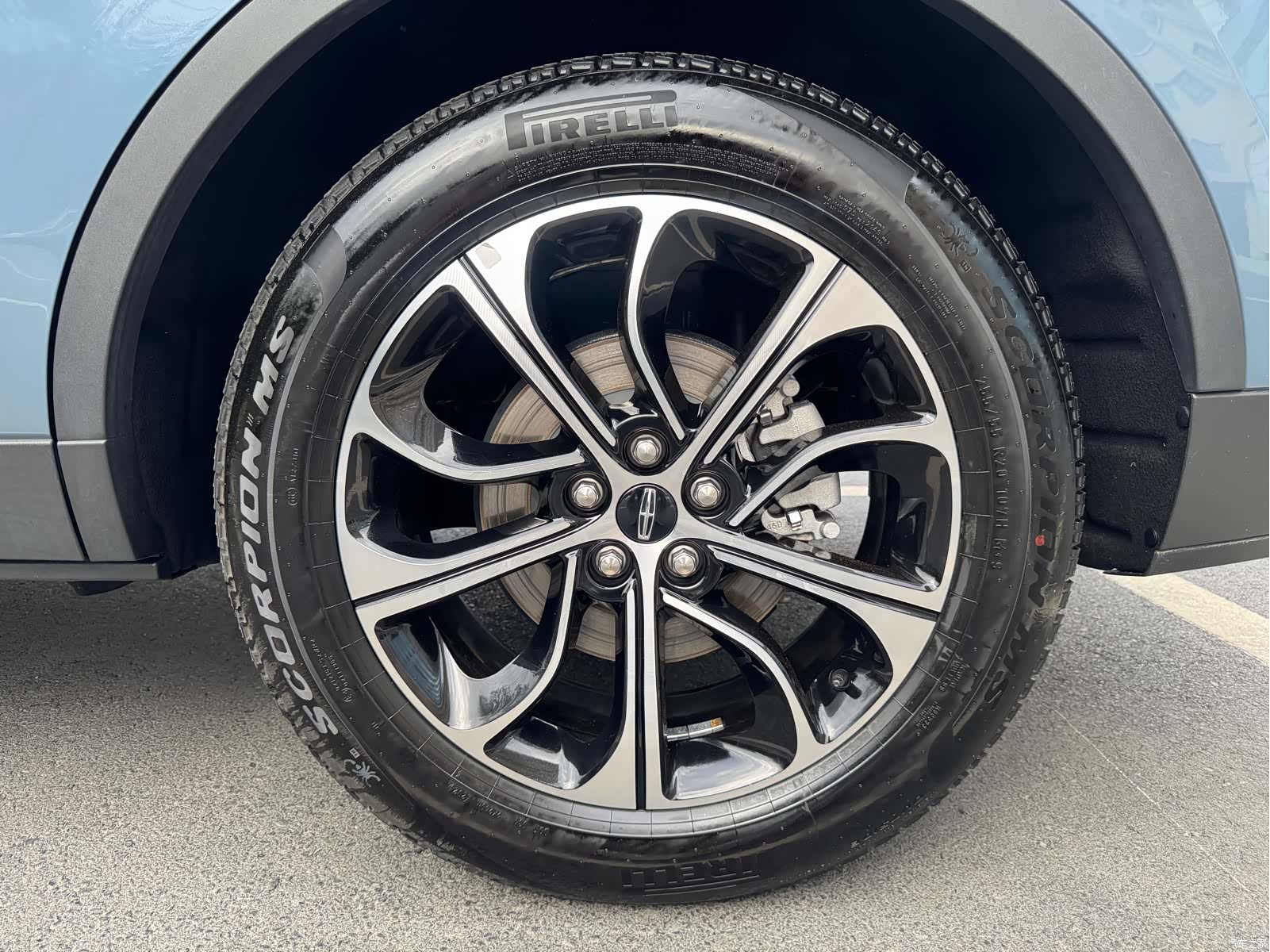 Lincoln Nautilus, 2025 10