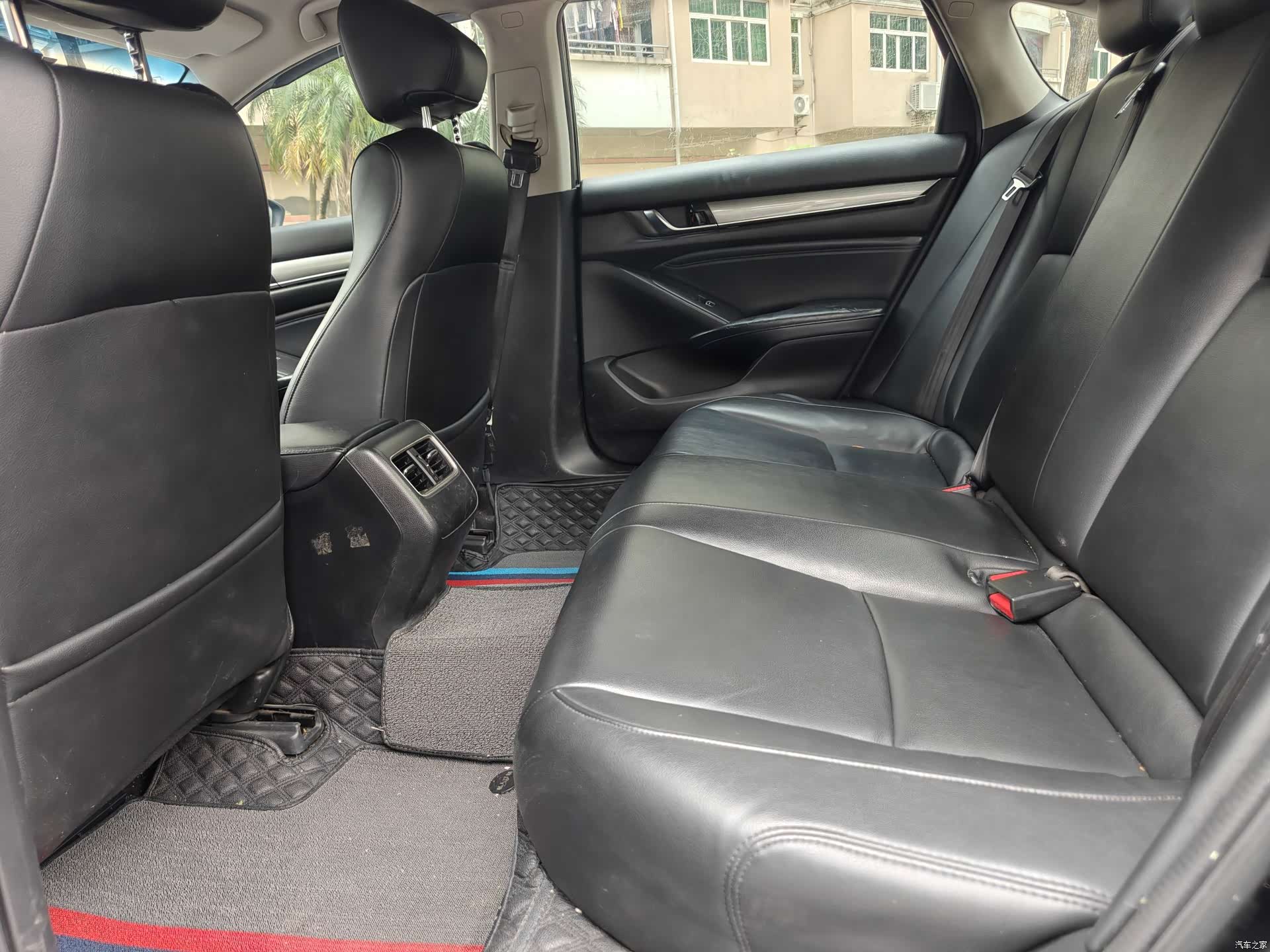 Honda Accord, 2019 8