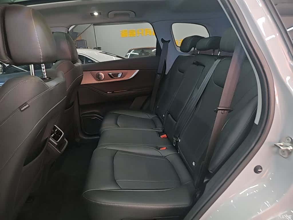 Chery Tiggo 8, 2023 17