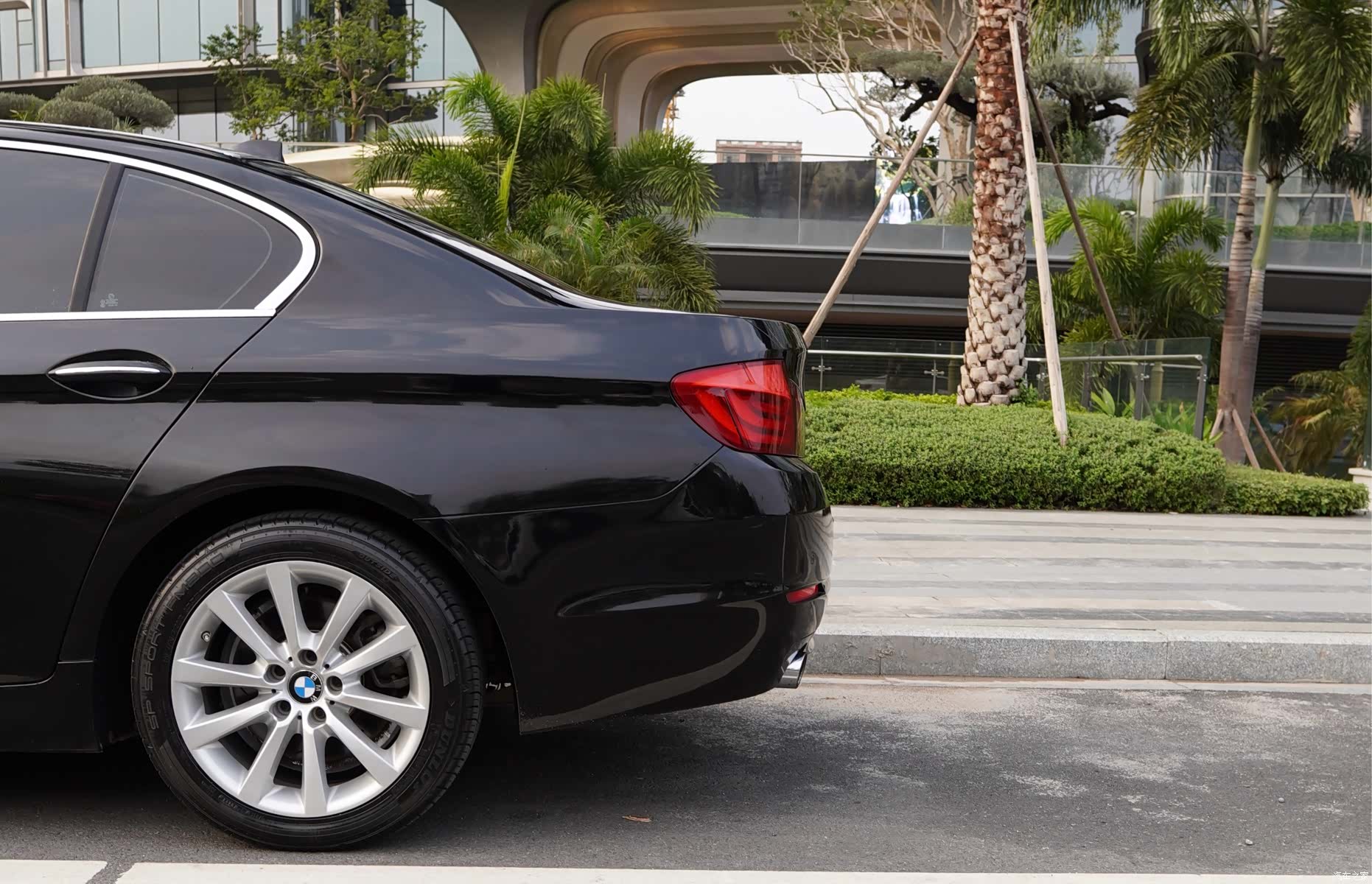 BMW 5 Series, 2011 22
