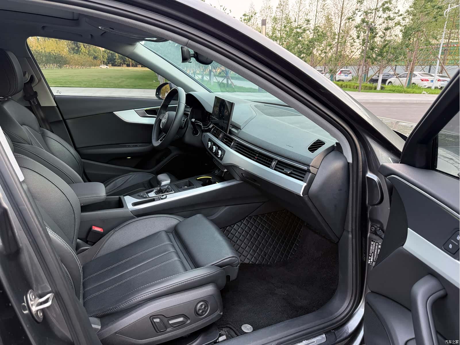 Audi A4L, 2022 15