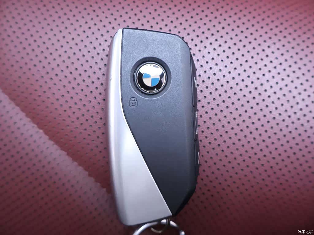 BMW X5, 2024 26