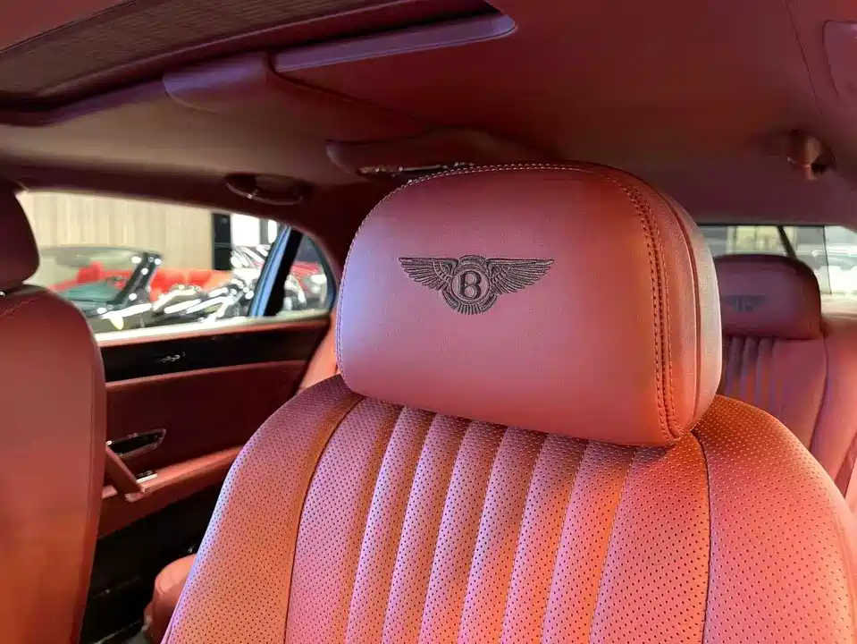 Bentley Flying