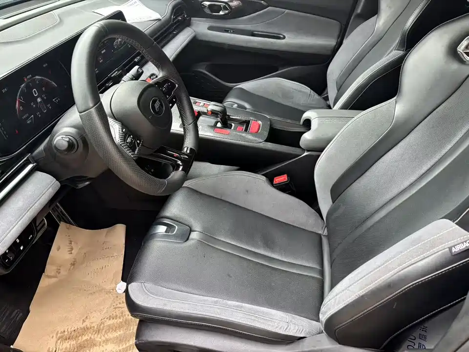 Trumpchi Shadow Leopard