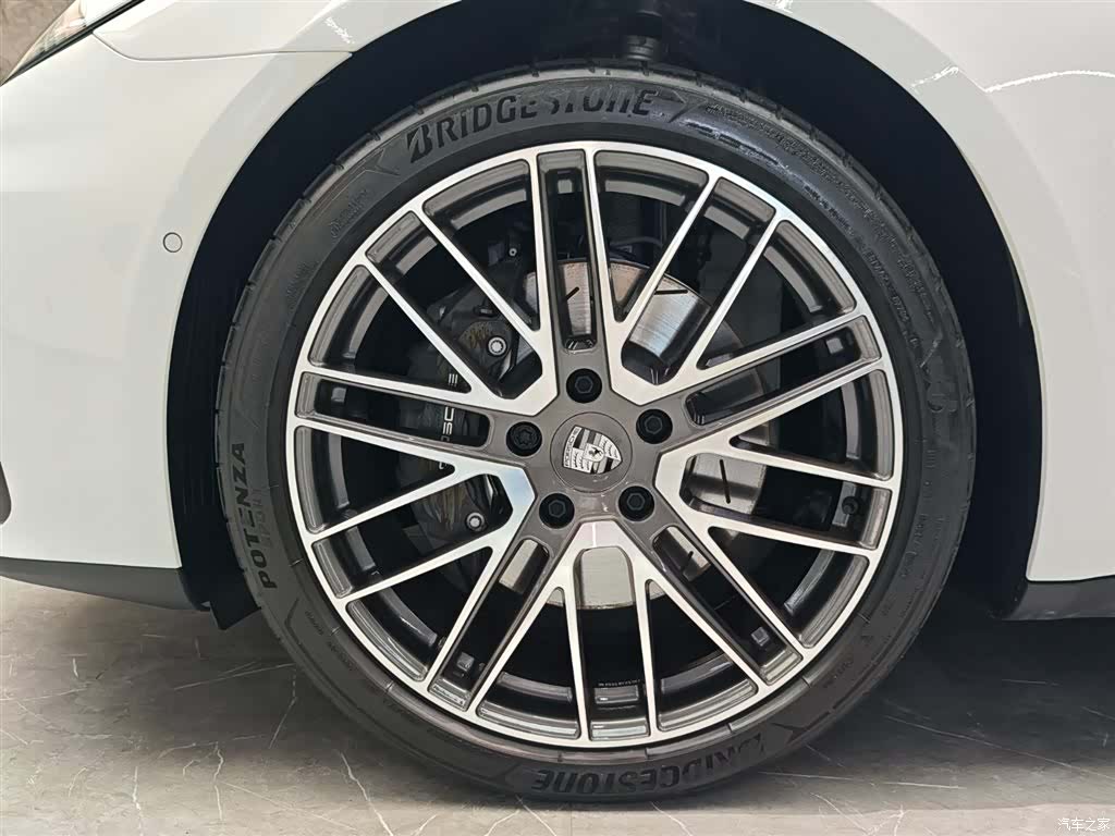 Porsche Panamera, 2026 4