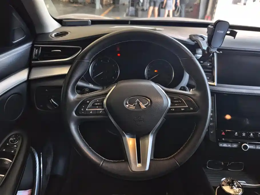 Infiniti QX50
