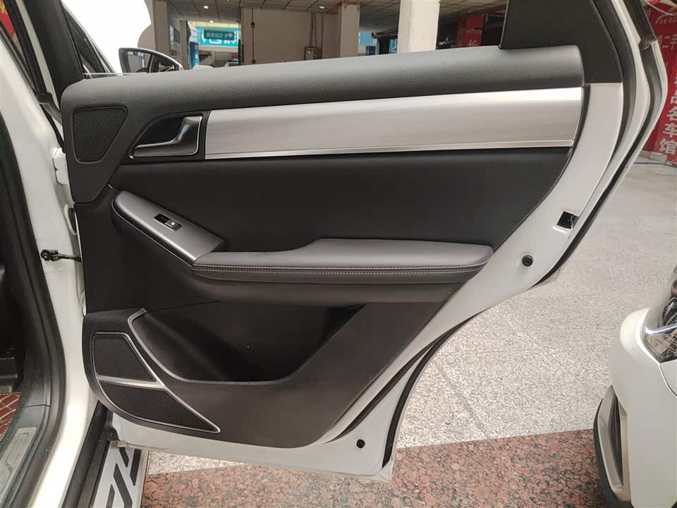 BYD Tang