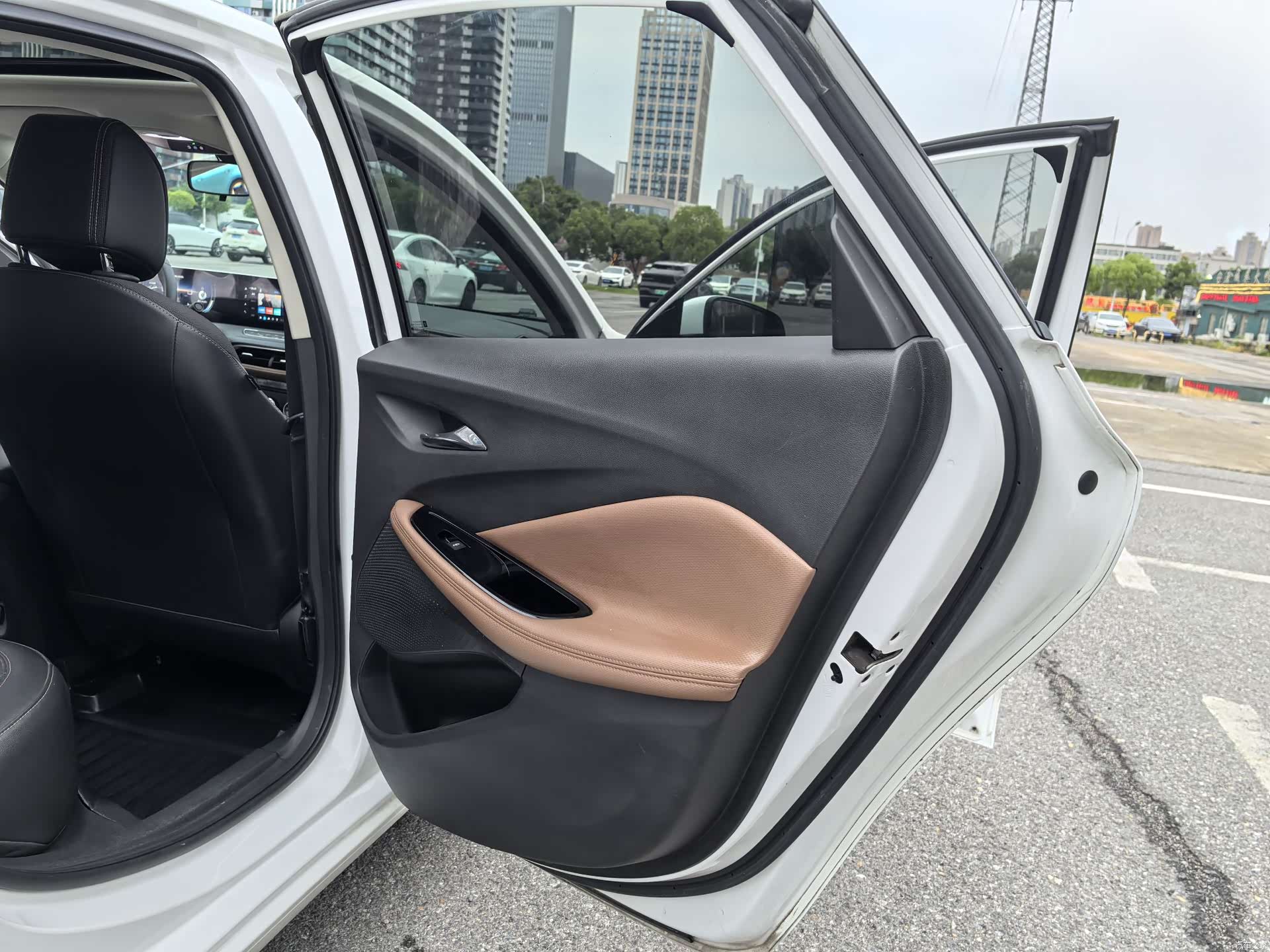 Buick Verano, 2023 15