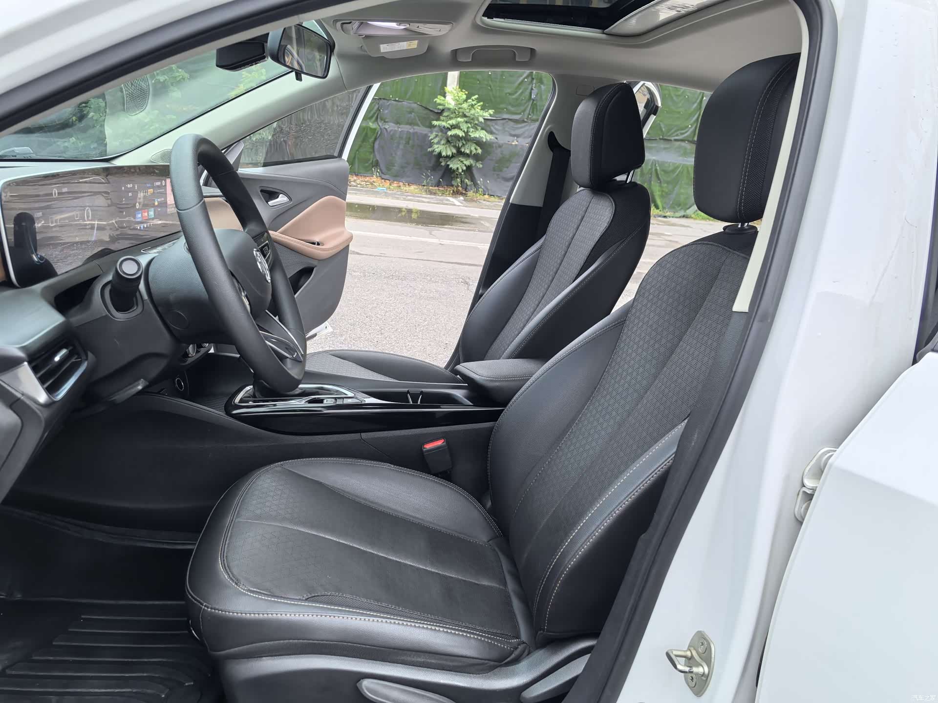 Buick Verano, 2023 21