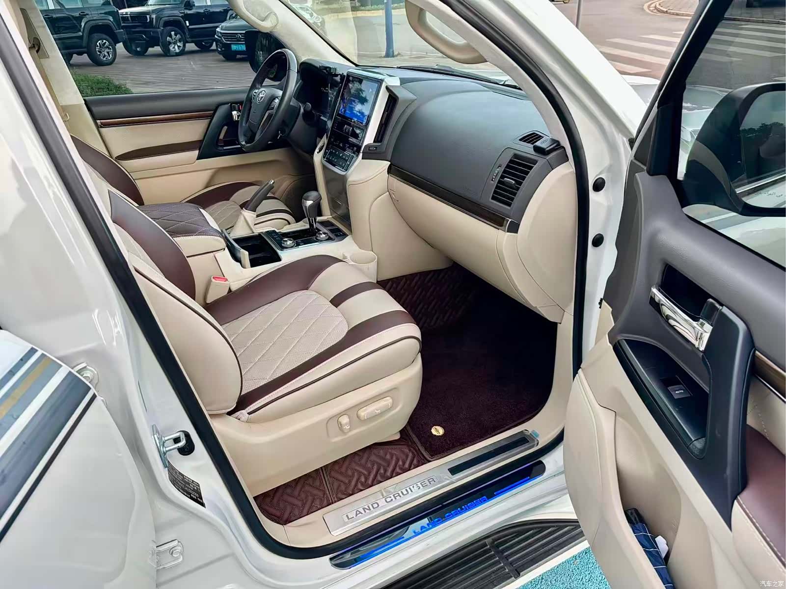 Toyota Land Cruiser, 2020 16