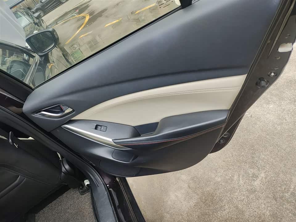 Mazda Atez Mazda Atez